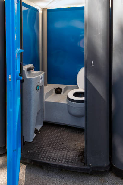 Porta potty rental for outdoor events in Ste Genevieve, MO